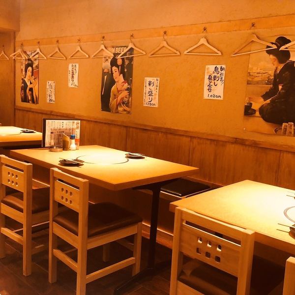[One person-for various banquets, girls-only gatherings, etc.] The interior of the store has a cozy atmosphere, and it is a warm space where you can feel the warmth of wood.The layout of the table can be freely arranged, so we will prepare it according to the usage scene ♪