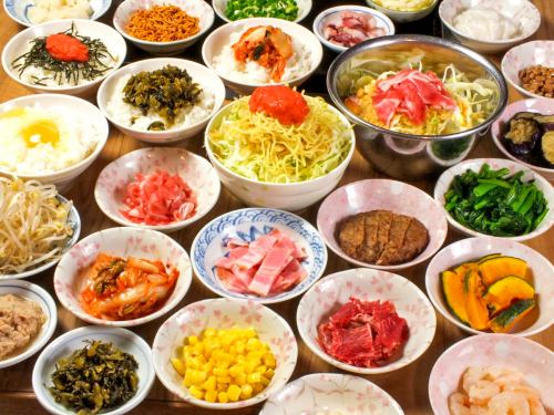 <100 minutes all-you-can-eat + all-you-can-drink soft drinks course 2,300 yen> 41 types in total! Okonomiyaki, monjayaki, and TKG are also available◎