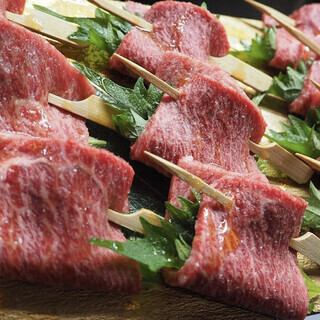 The Minami Horie store also offers a wide variety of exclusive menu items, including "Wagyu Beef Misuji"!