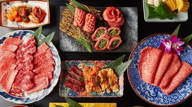当店大人気『厚切りネギ包み牛タン』をはじめ、新鮮なお肉が思う存分堪能出来るお店♪