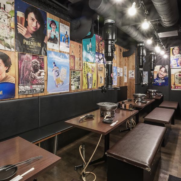 【四桥/堀江】这家原创餐厅供应厚切葱花牛舌!宽敞的空间设有四张可容纳四人的桌子。我们也承办公司宴会和私人派对。当然,您也可以随时光临,举办小型妈妈聚会、闺蜜之夜或家庭聚餐。我们也非常欢迎各种宴会!请尽早预订!如果您想吃烤肉,就来我们这里吧!