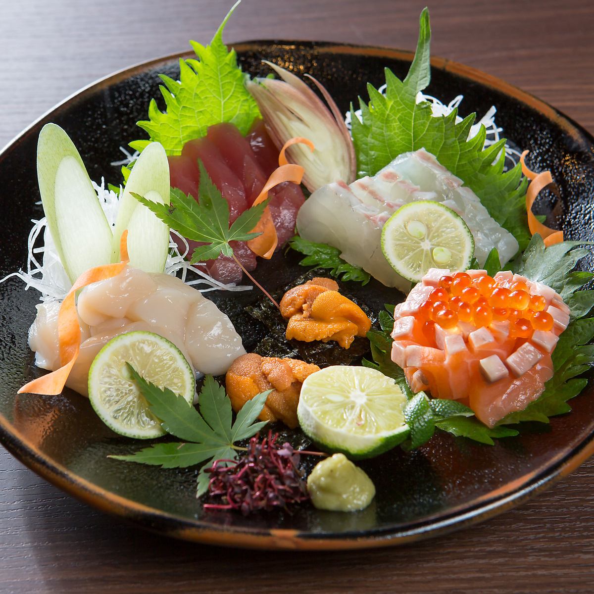 仕入れにこだわった新鮮な海鮮を是非お召し上がりください！