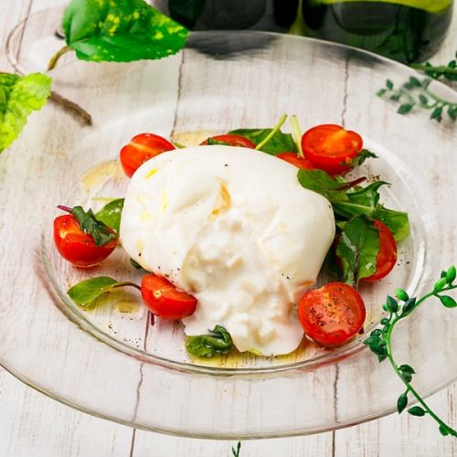 Melty Rich Burrata Cheese Caprese