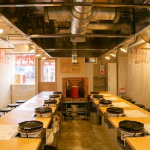 カウンターは、友達・カップル・同僚と一緒に楽しむのも、お1人で美味しいジンギスカンを食べるのにもぴったりです。