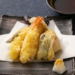 天ぷら盛り合わせ（2人前）