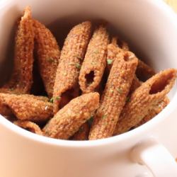 Crunchy snack penne