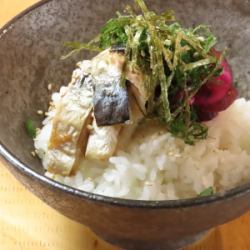 Grilled mackerel rice