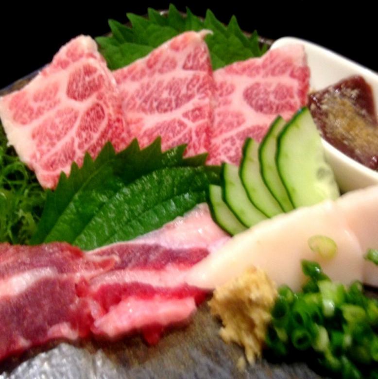 Horse sashimi set