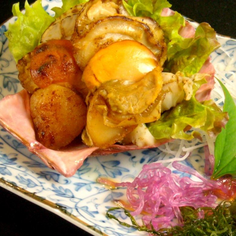 大蒜烤扇貝和牡蠣