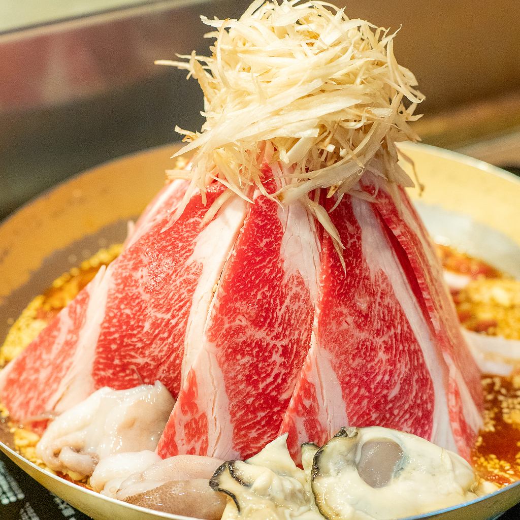 名物のうしなべは必食！当店は朝の4時まで営業しております！