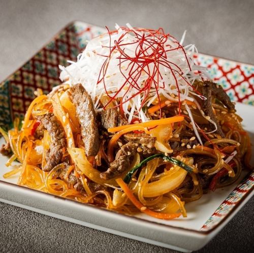 熟成醤油ダレの和牛チャプチェ