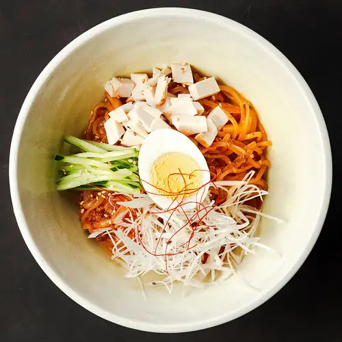 특제 비빈면