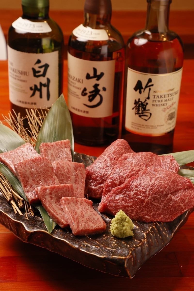 Please enjoy the popular brand beef Hida beef in a semi-private room with a curtain.