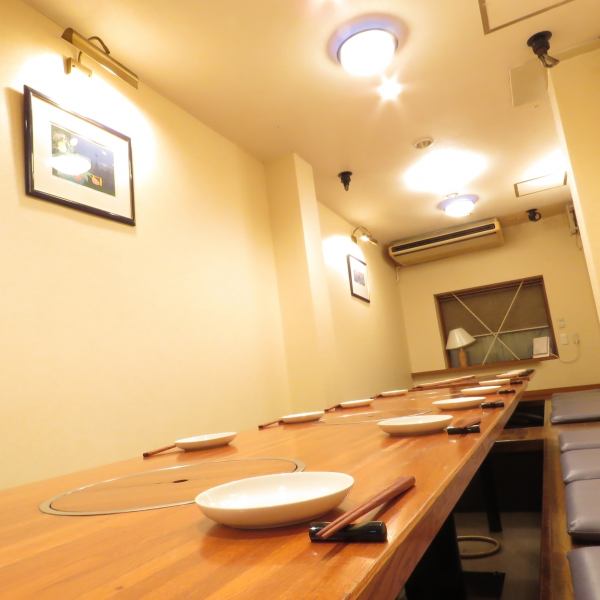 [Limited to 1 group per day] Private party room on the 3rd floor! No other customers will be allowed in, so you can have fun without worrying about it♪ You can enjoy it with your colleagues or friends without worrying about your surroundings!Reservation by request or Please feel free to contact us by phone.