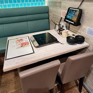 Ordering is easy using the tabletop tablet! All-you-can-eat shabu-shabu courses can be reserved on the day, so it's also recommended for dining after work or shopping.