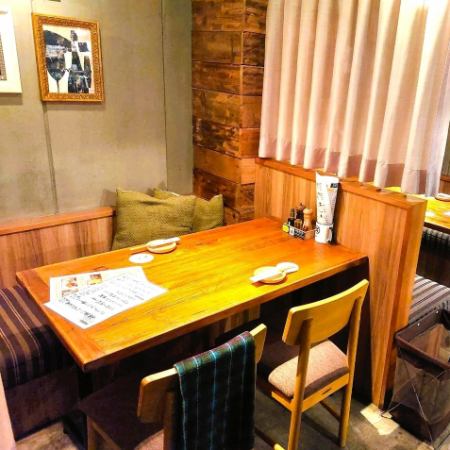 We have seating for 4 people.It is also possible to reserve the 1st floor for private use◎