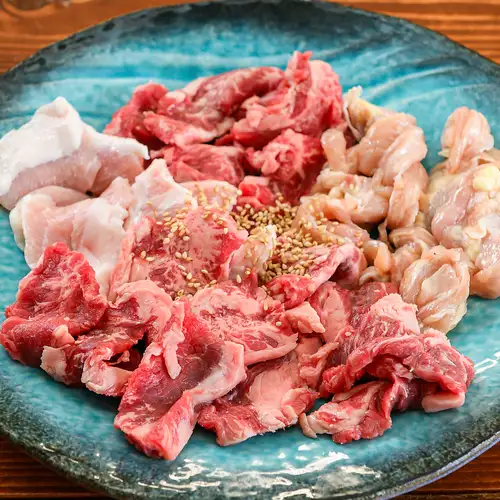 【厳選お肉で味わう本格焼肉】