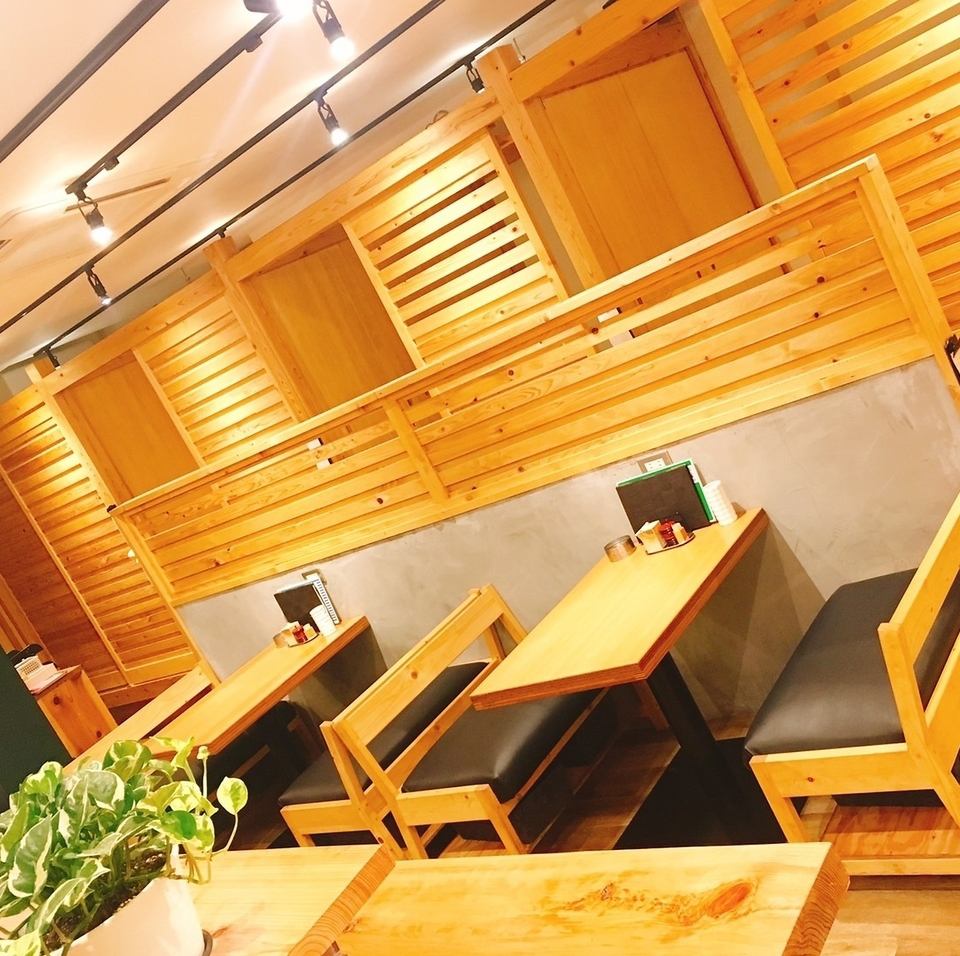 1 minute walk from Futsukaichi Station!!Private rooms also available♪