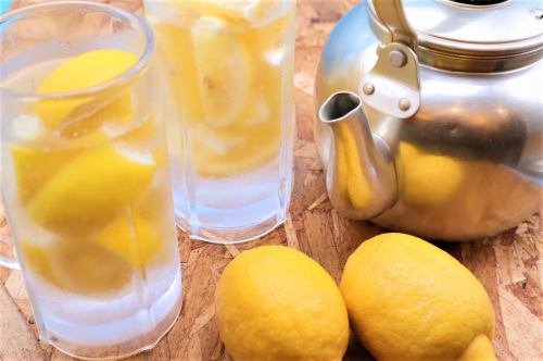 用冷凍檸檬做的檸檬酸是最好的！