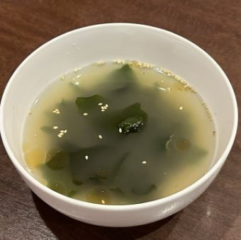わかめスープ