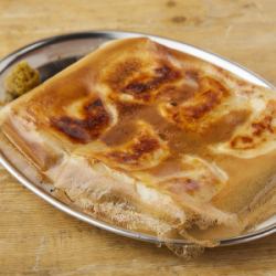 うずまき羽根付き餃子　6個