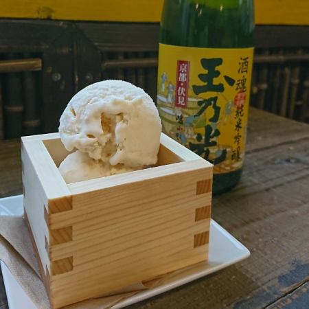 Sake lees ice cream