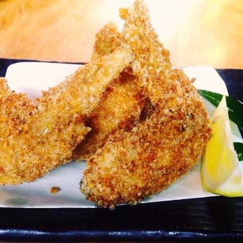 Deep-fried chicken wings (3 pieces) / Kiss plum meat tempura