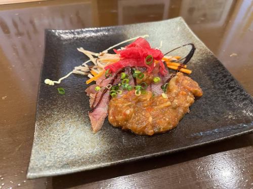 一天的小酒館課程🍴
開胃菜
瓦拉薩醃火腿🐟
主
蛤蜊義大利麵,宮崎縣的小松菜,九州的蓮藕,還有奶油醬牛蒡根🍝
期待您的預訂!
#BistroInContro
#船橋午餐
#午餐套餐
#麵食