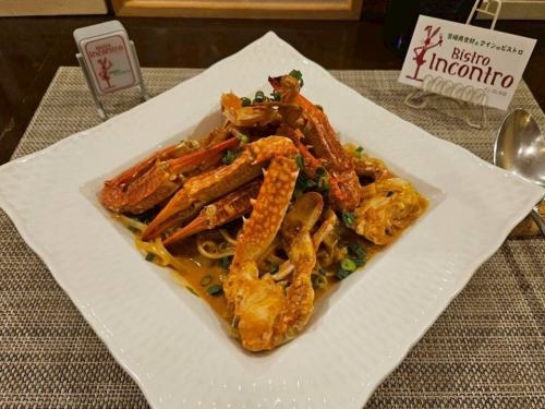 Introducing our à la carte dinner menu 🍽️

pasta
[Linguine with blue crab, Miyazaki spinach, and mushrooms in a tomato cream sauce]

This is a tomato cream linguine dish generously featuring blue crab.🦀

The sauce, packed with the rich umami of crab and the delicate flavor of spinach, has a deep and complex taste that can be enjoyed not only when paired with linguine, but also on its own.

Please enjoy!

@bistro_incontro

⚪︎TEL
047-432-1750

⚪︎Address
1-14-9 Honmachi, Funabashi City, Chiba Prefecture

⚪︎Business hours
Tuesday
18:00~23:00 (Last orders for food 22:00)
Wednesday~Friday
12:00~15:00 (Last order 14:00) / 18:00~23:00 (Last order 22:00)
Saturdays, Sundays, and holidays
11:30~15:00 (Last order 14:00) / 18:00~23:00 (Last order 22:00)

Closed: Mondays and the first and third Tuesdays of every month
If Monday is a public holiday, the following Tuesday will be closed

#BistroInContro #FunabashiLunch #FunabashiDinner #FunabashiGourmet #Italian