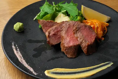Carefully selected! Japanese Black Wagyu Sirloin Grill