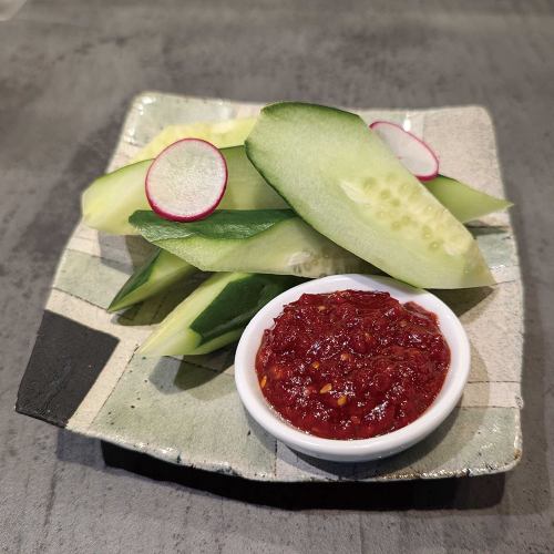 차가운 야채 오이