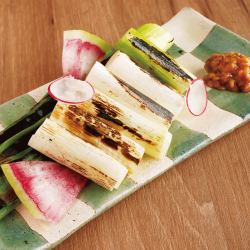 Grilled white onion with moromi miso