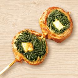 Kujo leek and cheese skewers