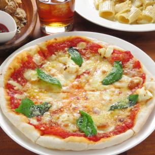 Margherita with 4 types of cheese