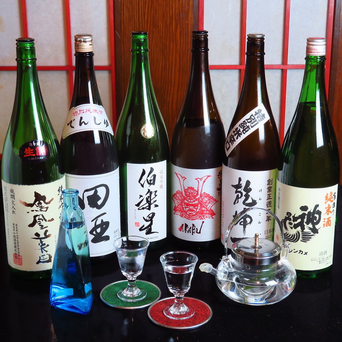You can enjoy local sake and sake from all over the country!