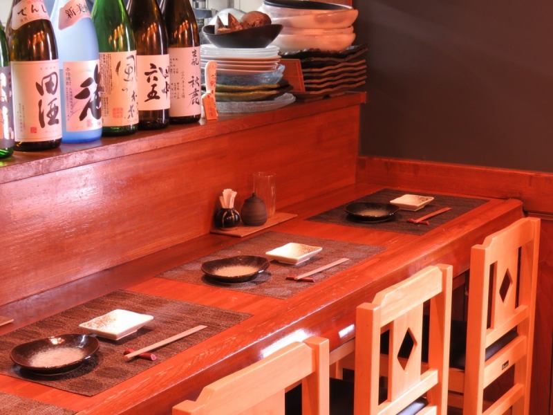 It is an atmosphere shop that casually stop by alone.We have abundantly prepared sake selected carefully from all over the country including sake and shochu.We can ask you about your taste and we can suggest you drinks that match your meal so you can comfortably visit sake and shochu beginners and women as well.
