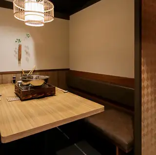 【暖簾個室席】プライベートなお食事会も当店へお任せください。【丸花心斎橋 /心斎橋グルメ /心斎橋居酒屋 /大阪グルメ /難波グルメ /和食居酒屋 /大人の居酒屋 /宴会居酒屋 /飲み会心斎橋 /ディナー大阪 /仕事帰りごはん /個室居酒屋 /日本酒好き /接待グルメ /グルメ好き】