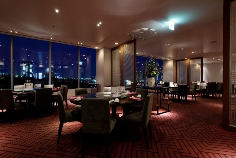 Spend precious moments with the finest night view.