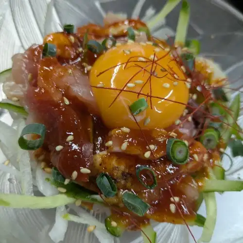 魚ユッケ