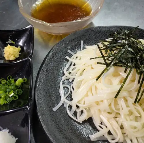 稲庭うどん（冷・温）