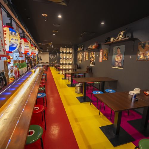 昭和レトロ感満載の店内♪