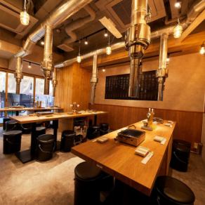 当店はフロア貸切のご予約も承っております！少人数でもフロア貸切OKなので、周りを気にせず焼肉宴会をお楽しみいただけます♪お得な焼き肉宴会コースには飲み放題も付いております◎関内エリアでの飲み会や歓迎会、送別会、女子会やママ会にもおすすめです！予約はネット予約がお得！ネット予約で提携ポイントをGET！