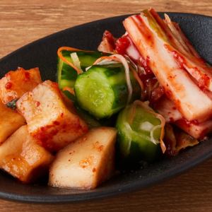 キムチ盛り合わせ(辛)