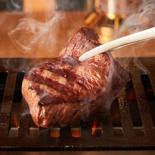 鮮度自慢のお肉をとことん堪能！関内での飲み会に◎