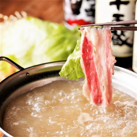 栗子猪肉玫瑰洋葱涮涮锅配酒