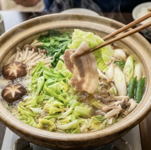 Farewell and Welcome Party [Kisaragi Course] 3-hour all-you-can-drink on weekdays / 2-hour all-you-can-drink on weekends! 8 dishes including shabu-shabu and a 3-kind seafood platter for 4500 yen.