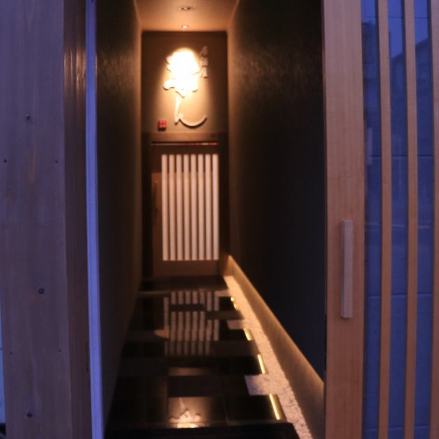 居酒屋 おかん 公式