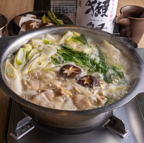 絶品！水炊き鍋 お一人様 1980円～