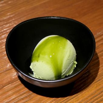 Uji matcha ice cream