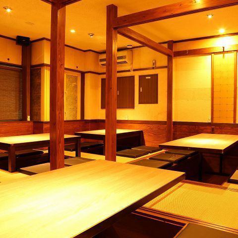 We have a variety of seats available to suit the number of people and occasion of your party.Private rooms can accommodate 2, 6, 8, 10, 20, 25, and 50 people.The atmosphere is calm and the dishes made with fresh seafood are exquisite.If you are looking for an izakaya with robatayaki and Japanese sake in Nishishin, please come and see us! We look forward to seeing you.